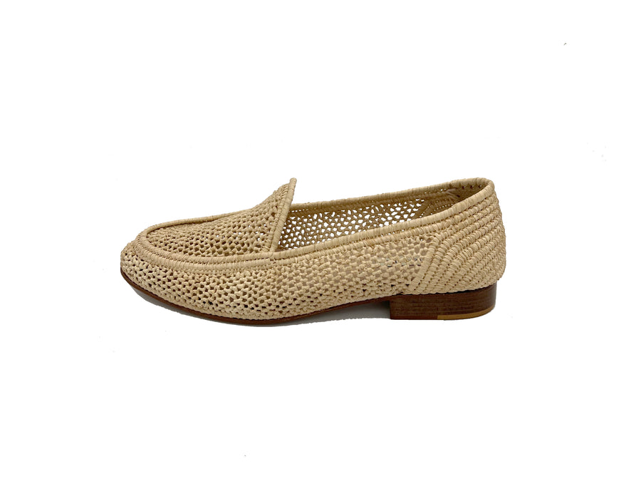Natural woven Sultan Shoes | Sultan Raffia Shoes | Contre Allée