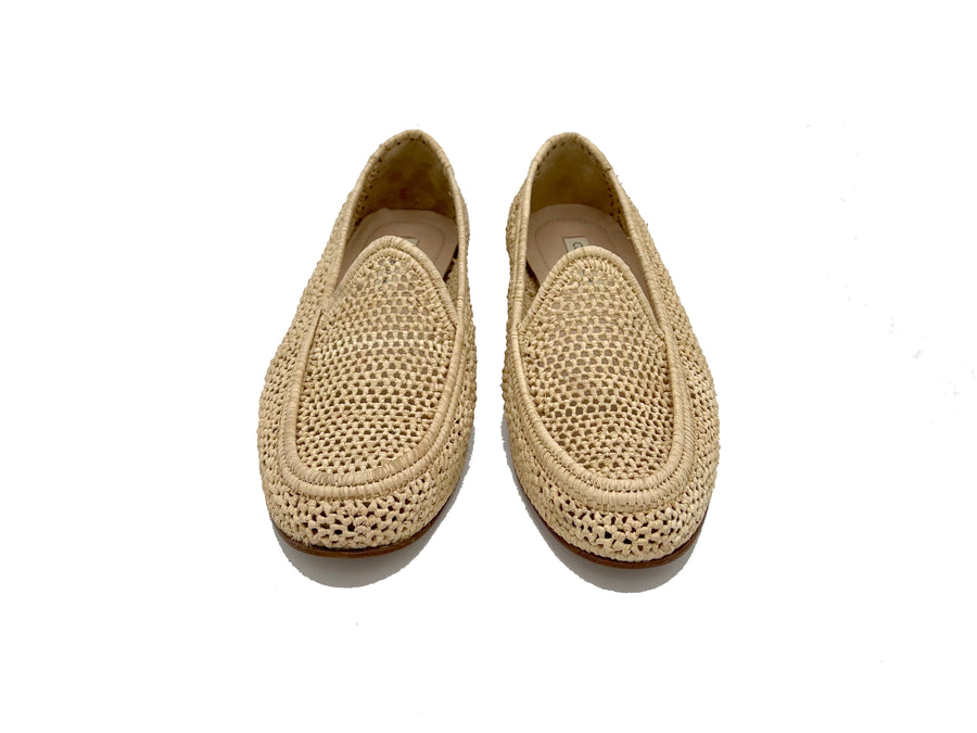 Natural woven Sultan Shoes | Sultan Raffia Shoes | Contre Allée